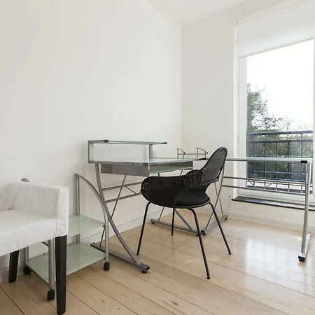 Apartment Stephanie Louise *